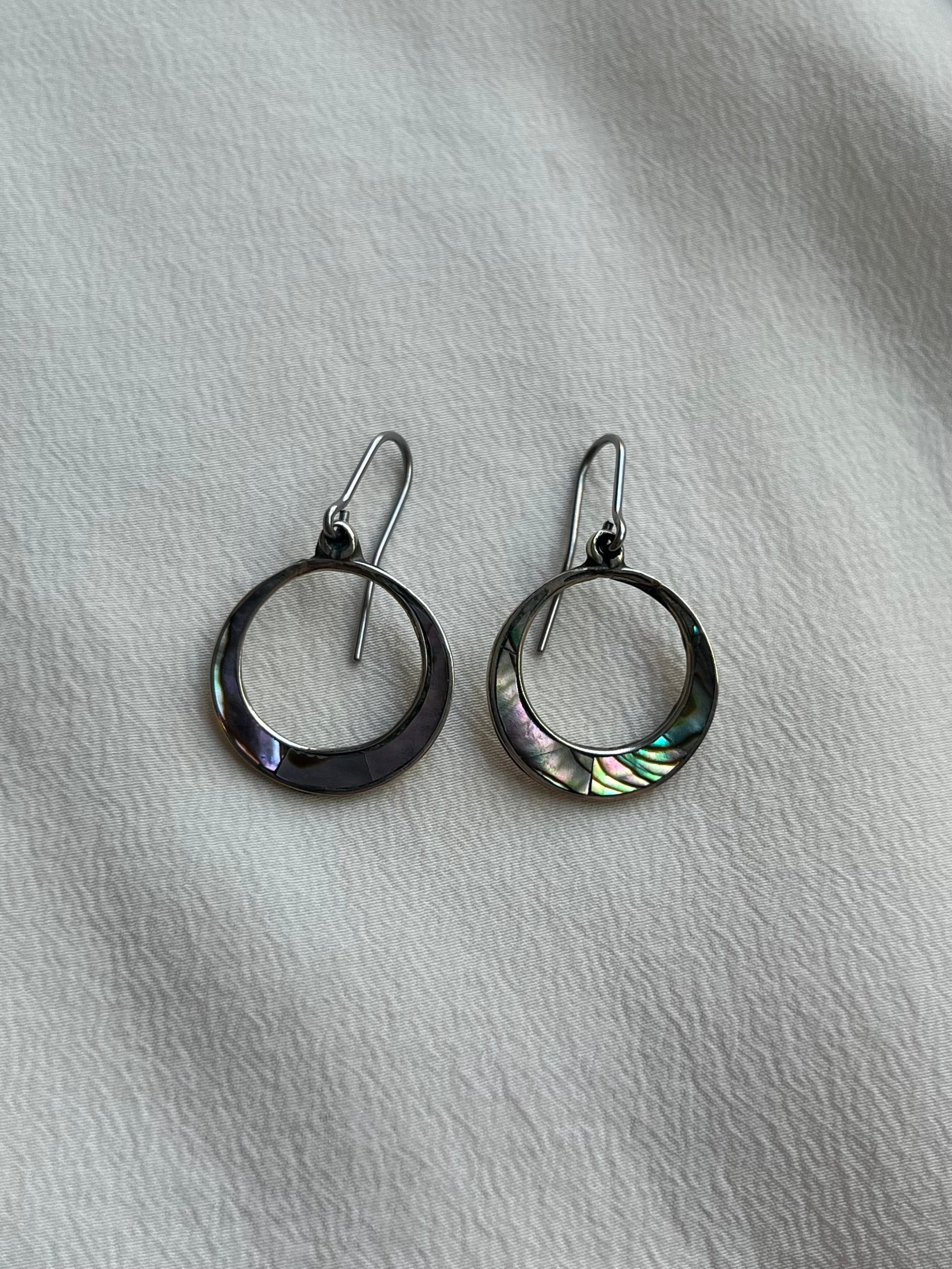 abalone fish hook spheres E379 – Erin Templeton abalone fish hook spheres E379 – Erin Templeton