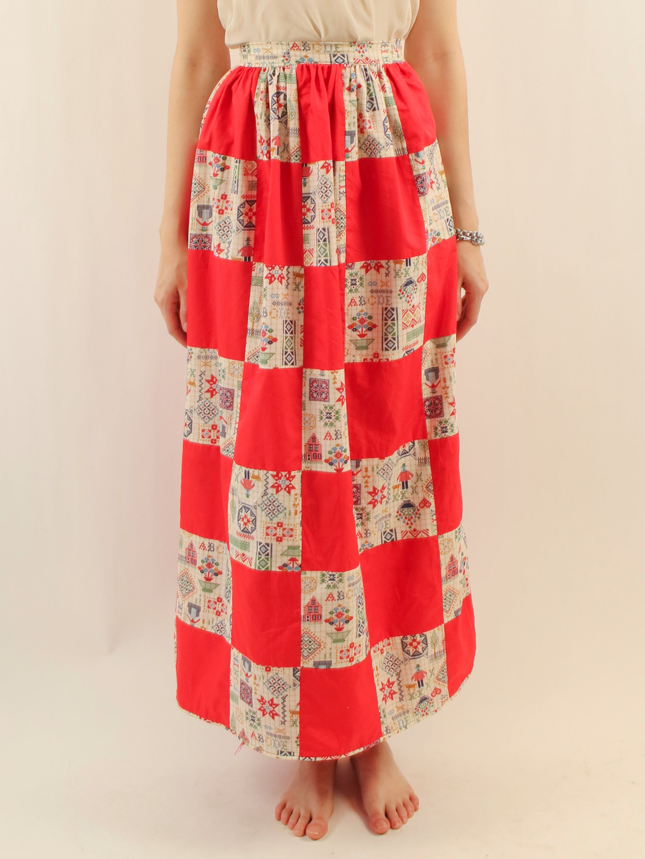 1970s Fair Isle Patchwork Reversible Embroidery Print Maxi