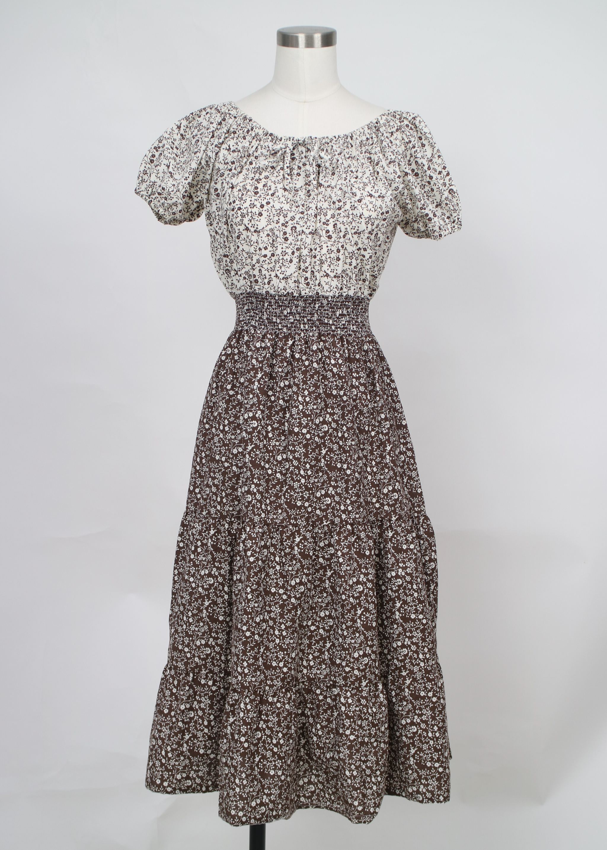 70s floral midi dress 1970s brown and white calico floral midi dress V591 – Erin Templeton