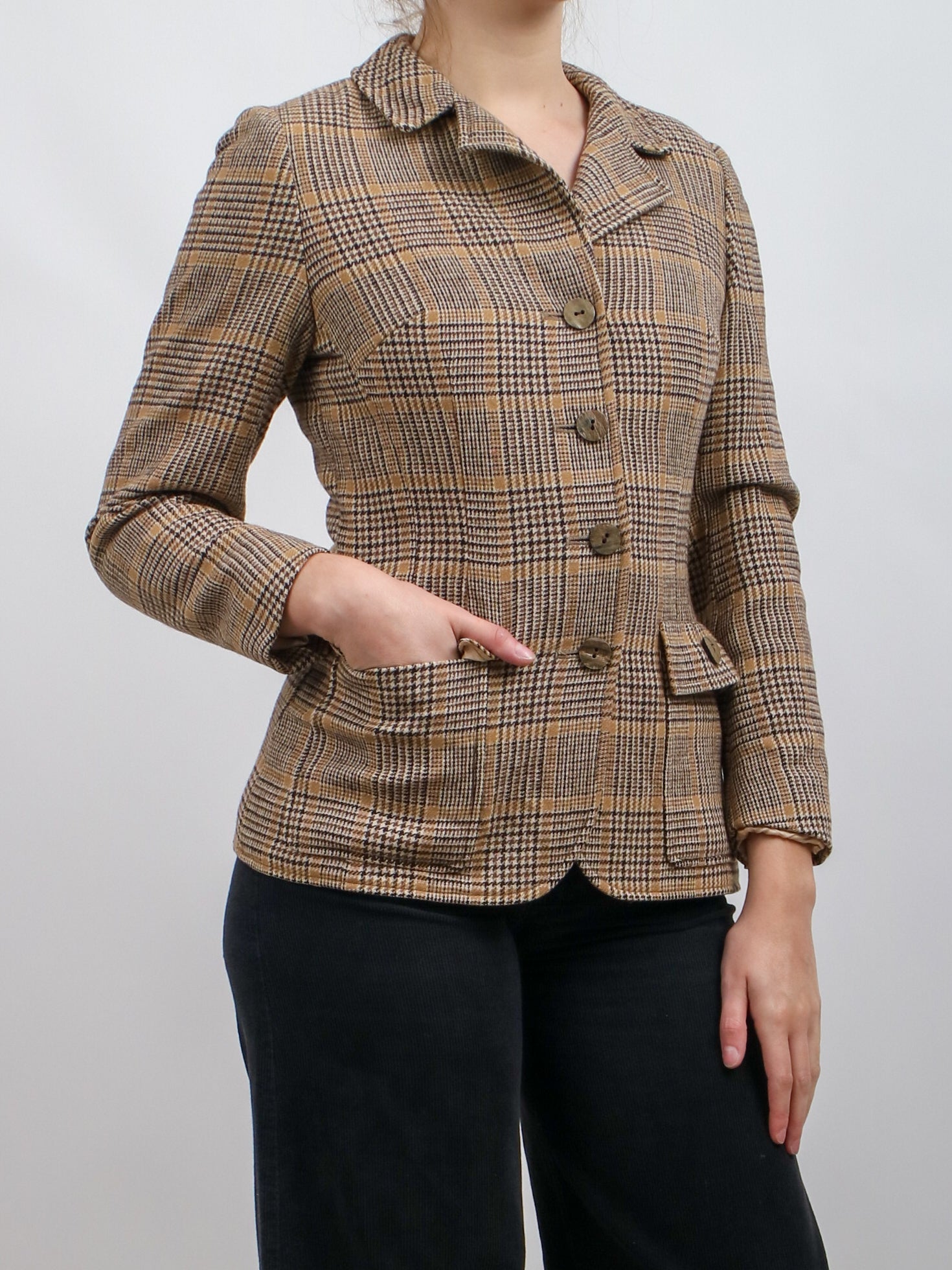 1940s Brown and Black Burberrys Harris Tweed Blazer V542 – Erin